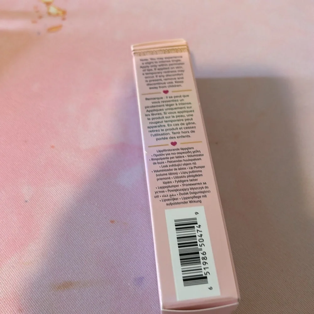 NIB TOO FACED LIP INJECTION maximum Plump